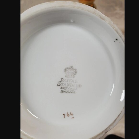 Vintage Royal Standard Staffordshire Blue Daffodil Teapot - Picture 12 of 12